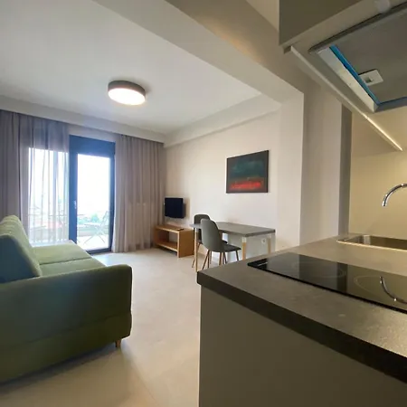 Apart Otel Toumba 4*