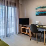 Toumba Lägenhetshotell