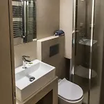 Toumba Lägenhetshotell 4*